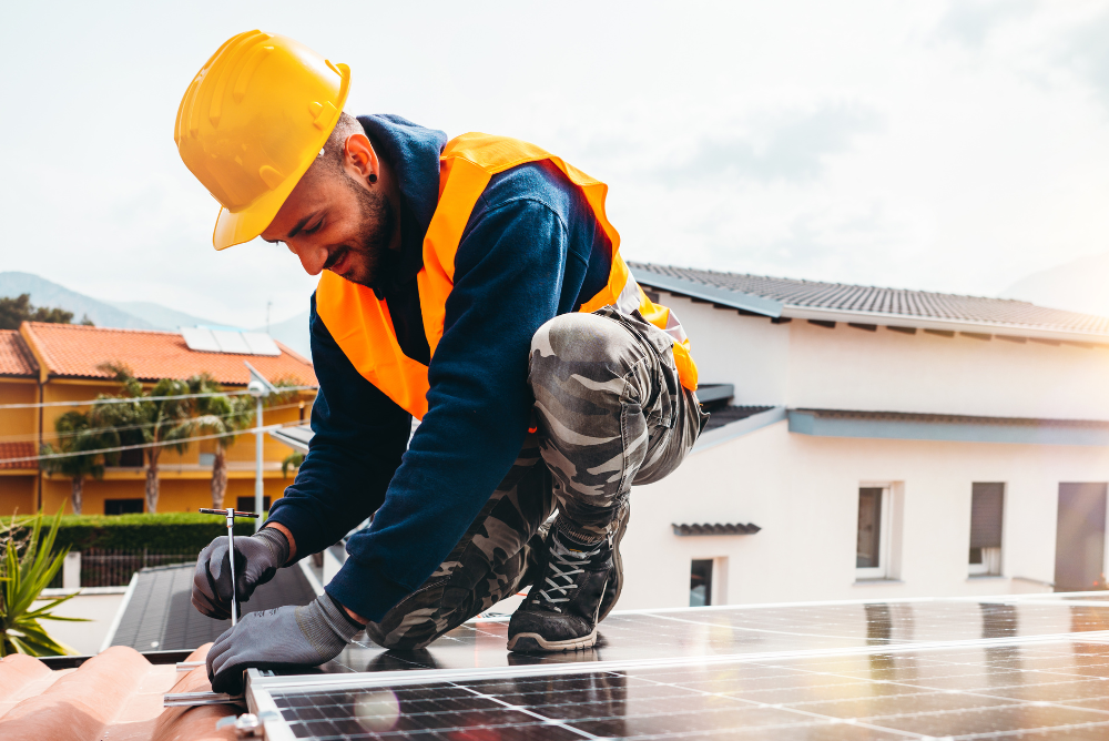 Designing Scalable Off-Grid Solar Solutions for Sustainable Energy Independence